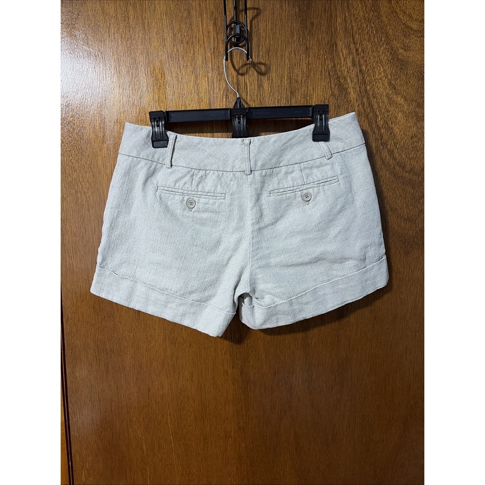 New York & Company Metallic Shorts Women's Size 6 Silver Dressy Pockets Cuffs